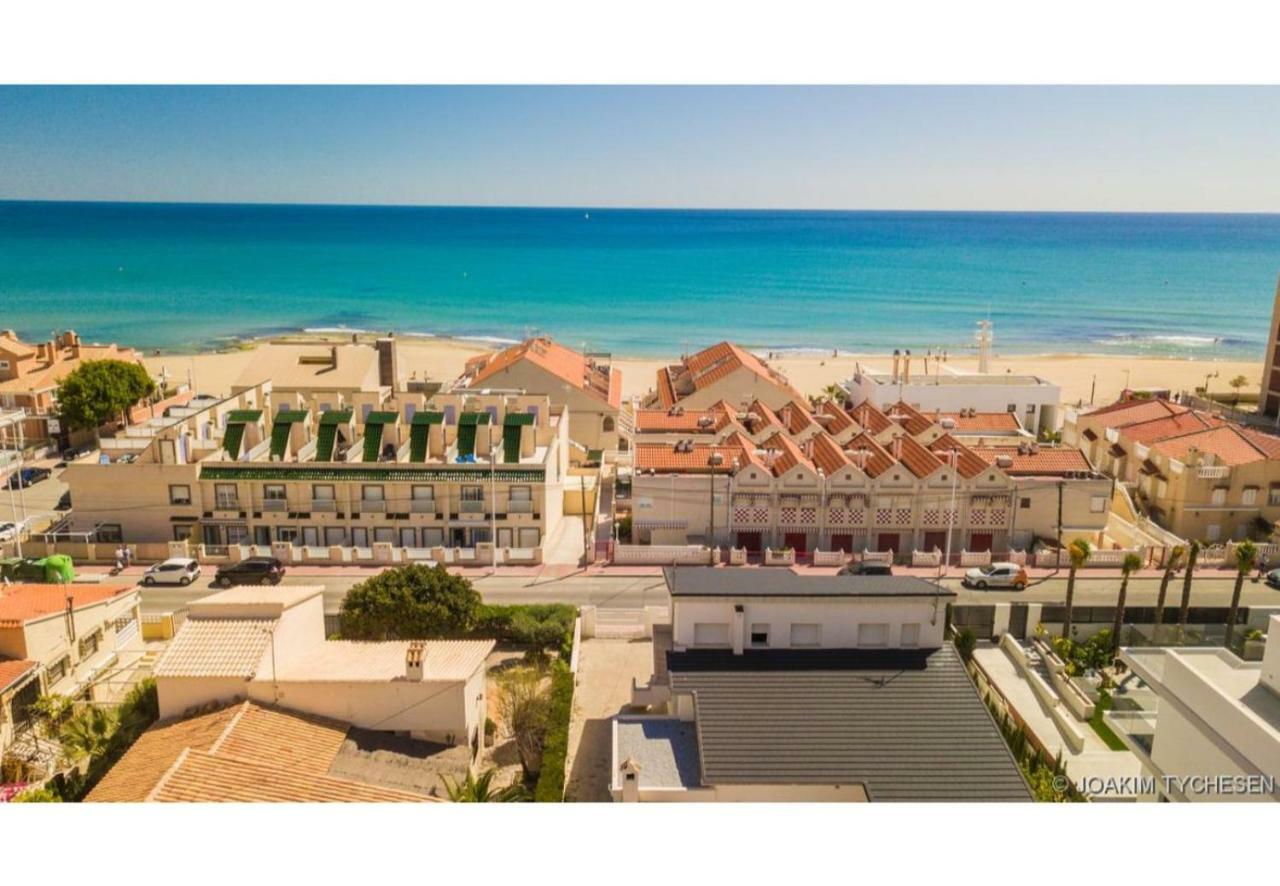 30 Beach House - Bbq & Terrace La Mata  Buitenkant foto